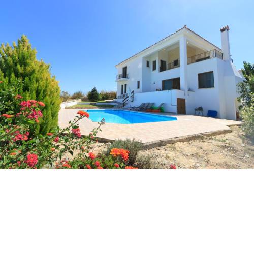 Phaedra & Orestis Villas