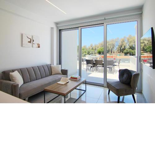 Phaedrus Living - Seaside Deluxe Flat Harbour 112