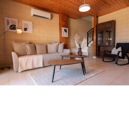 Phaedrus Living Argaka Zen Residence
