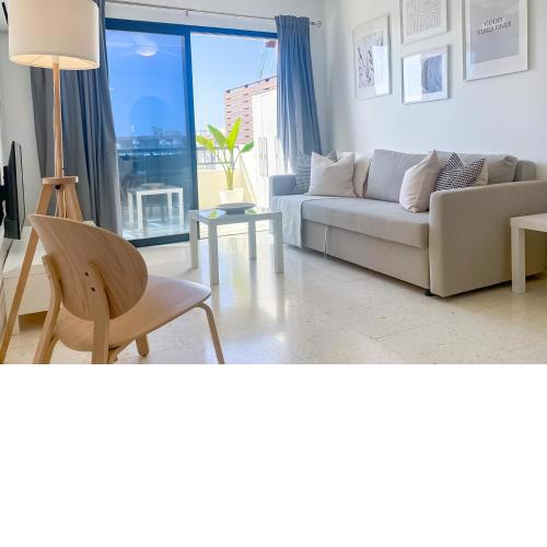 Phaedrus Living: Byzantium Modern City Flat
