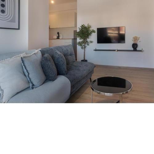 Phaedrus Living City Breeze Residences Finesse