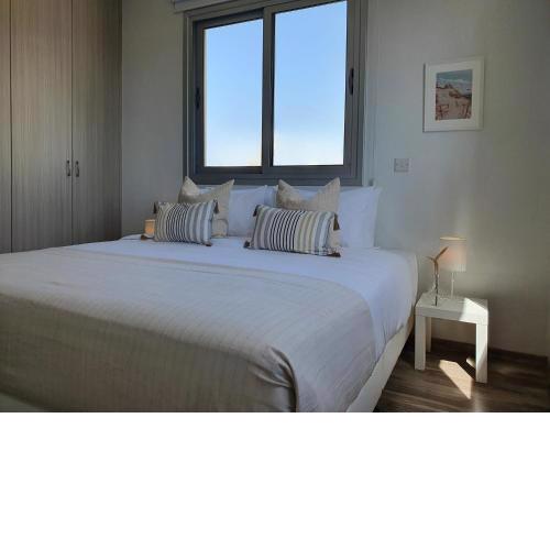 Phaedrus Living: City Center Cozy Flat Demetra 102