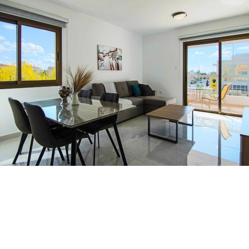 Phaedrus Living City View Luxury Flat Georgos 203