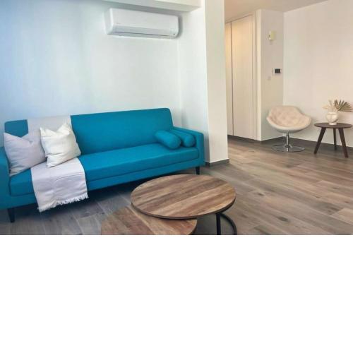 Phaedrus Living Coral Suites Horizon