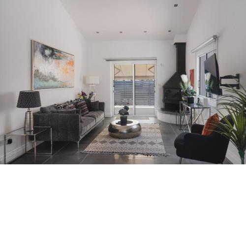 Phaedrus Living Luxury Botanic Residence