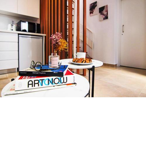 Phaedrus Living: Luxury Maisonette Lighthouse 60