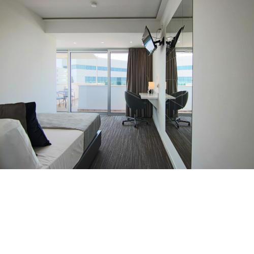 Phaedrus Living: Luxury Suite Nicosia 504