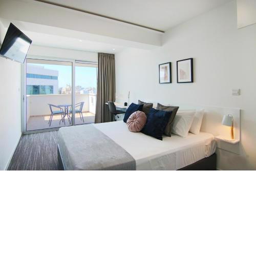 Phaedrus Living: Luxury Suite Nicosia 505