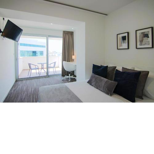 Phaedrus Living: Luxury Suite Nicosia 506