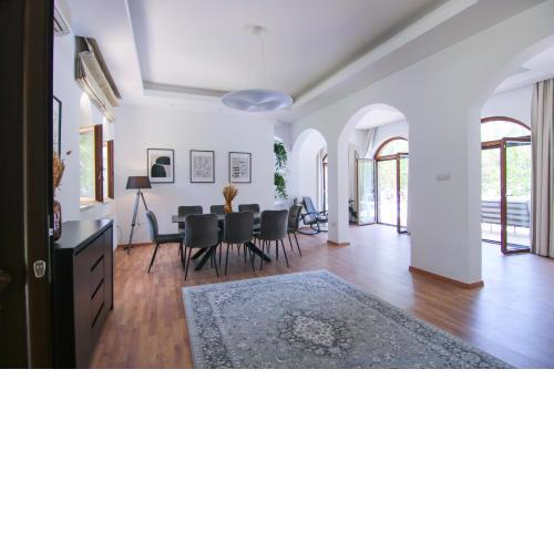 Phaedrus Living: Luxury Villa Kathikas