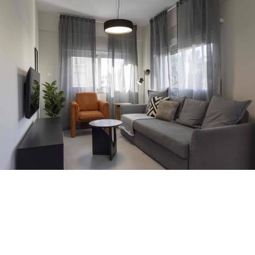 Phaedrus Living Mini Art House Da Vinci