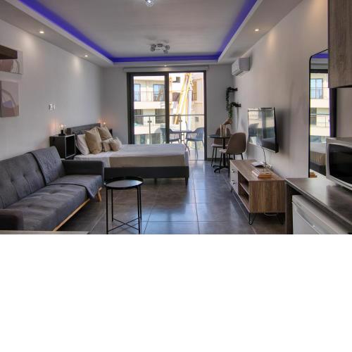 Phaedrus Living: Seaside Luxury Flat Athina 117