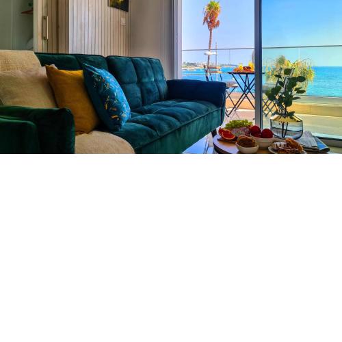 Phaedrus Living: Seaview Emerald Flat Lighthouse 48
