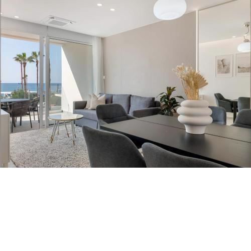 Phaedrus Living: Seaview Luxury Flat Limnaria 150