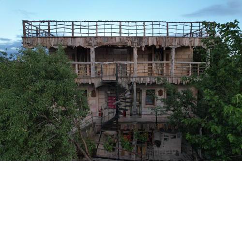 Philosophy Hotel