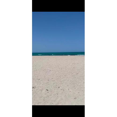 pieds dans l'eau