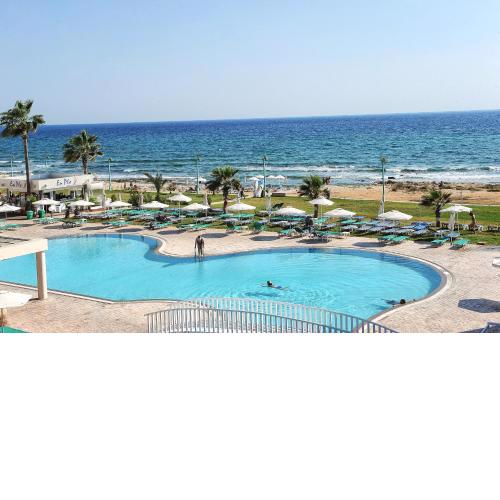 Piere - Anne Beach Hotel