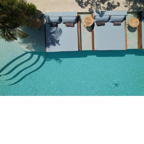 Pilos Suites