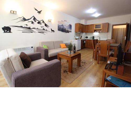 Pine Tree Apartment 2 - B7