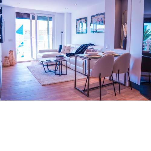 ¡Piso de lujo a 200 metros de la playa! - Marbella