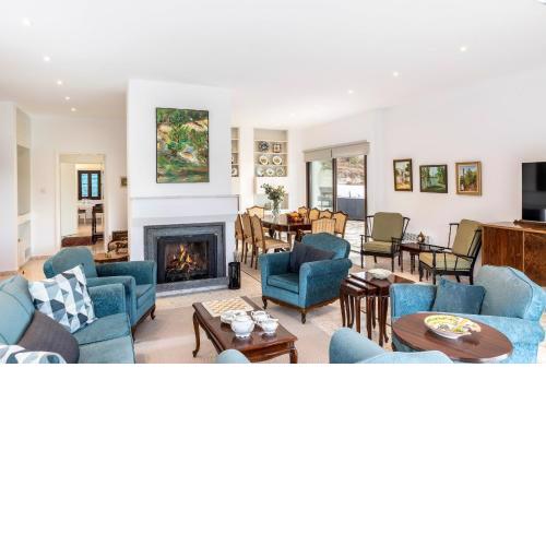 Platres Forty Pine Trees Cottage