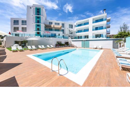Plaza Santa Ponsa Boutique - Adults Only.