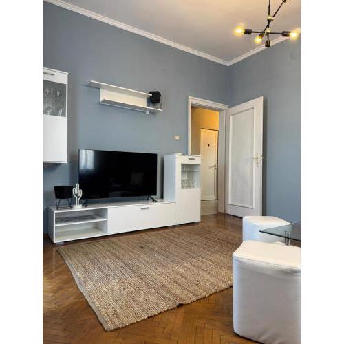 Plovdiv Historical 1BR Apartment Top Center