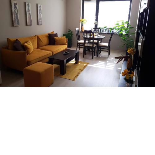 Poli's aparment Sunny Freesia