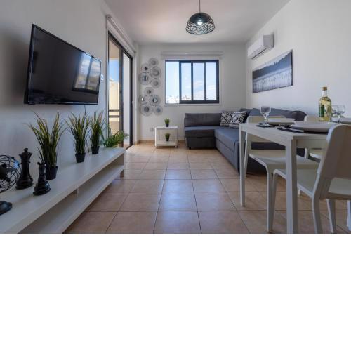 Polyn 1- Bedroom Apartment in Larnaca