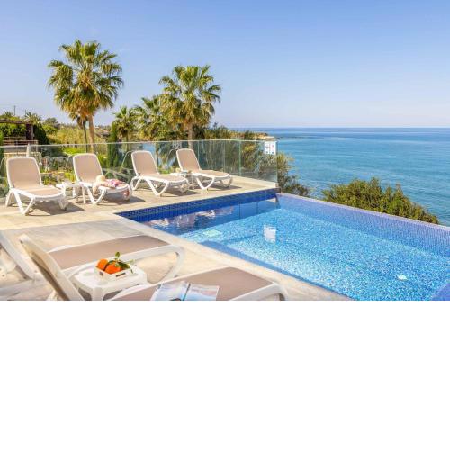 Pomos Seashore villa