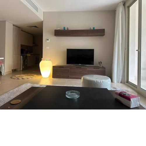 Pool & Sea View 2BR in Mangroovy