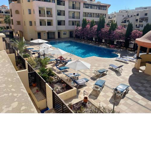 Pool side 2 Bedroom Queens gardens Complex