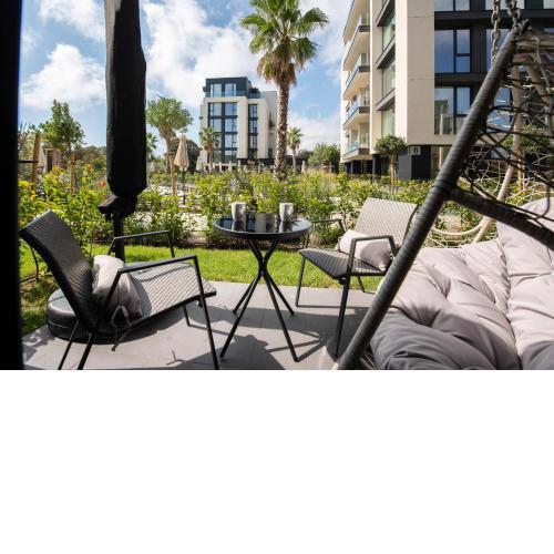 Pool view Apartment Azur Deluxe Resort & Spa