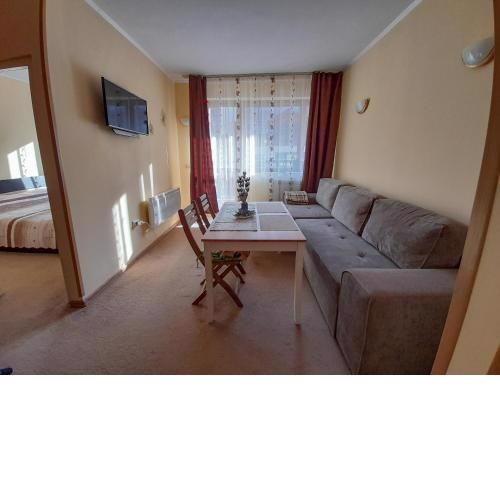 Poppy Apartments near Gondola Bansko