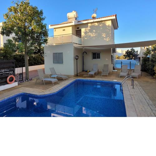Poros 2 Villa