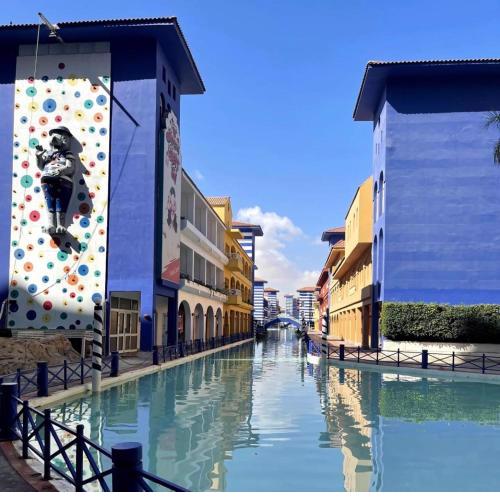 PORTO MARINA North Coast Apartments PRIME Location - بورتو مارينا الساحل الشمالي شقق غرفتين وتلات غرف