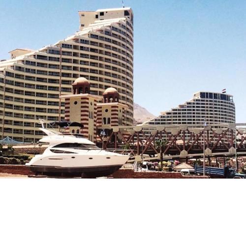 Porto Sokhna Pyramids Sea View