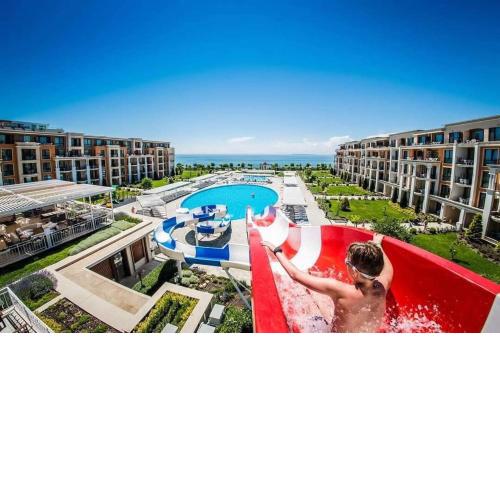 Premier Fort Beach Apartments AR