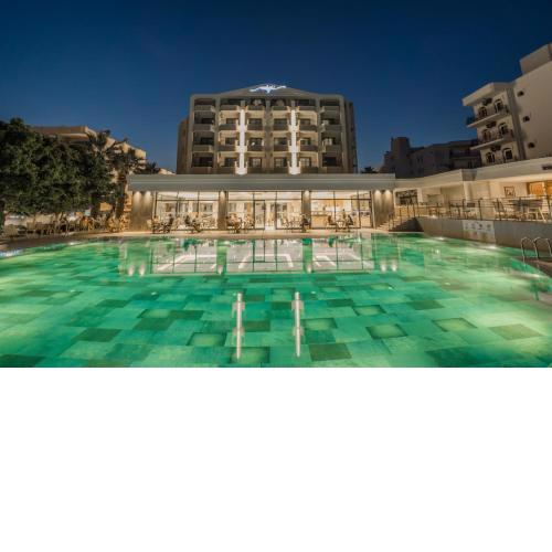 Premier Nergis Beach & SPA