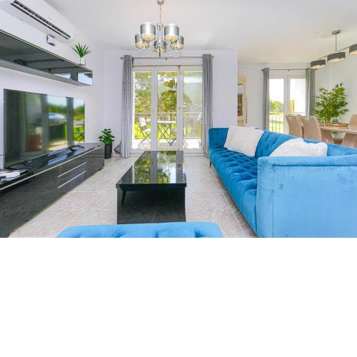 Presidential suite Villamartin Plaza Av Brisas 67