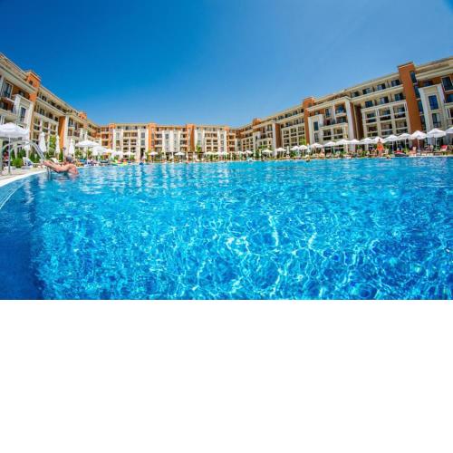 Prestige Fort Beach - Menada Apartments