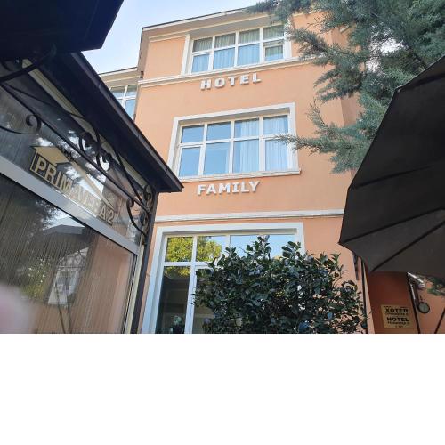 Primavera 2 Hotel