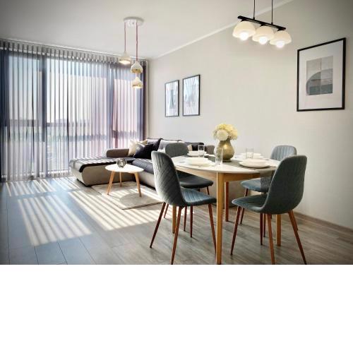Private Apartment for 4 Guests and Parking