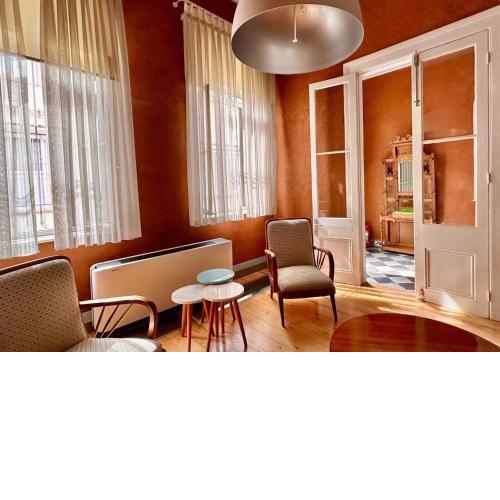 Private Central 2BR/2BA House w Patio&Terrace