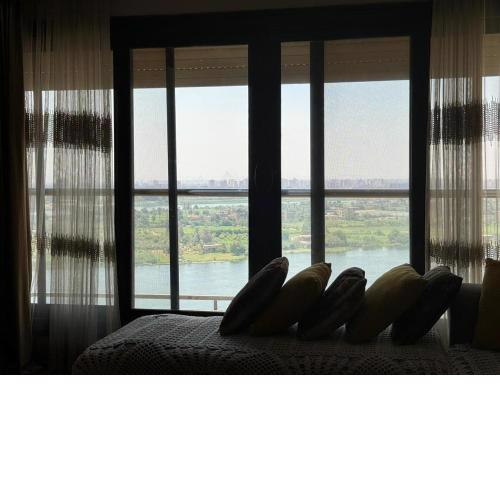 Private Jacuzzi 2BR Apt Nile corniche Maadi
