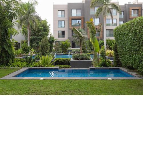 Private Pool Three Bedroom Apartment Silver Palm