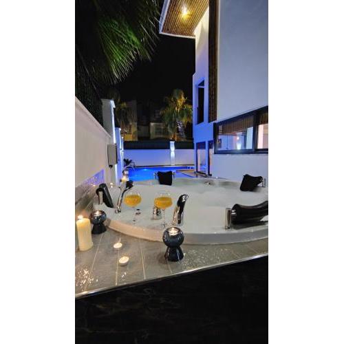 Private & Secluded Luxury Villa Casa Pura Vida