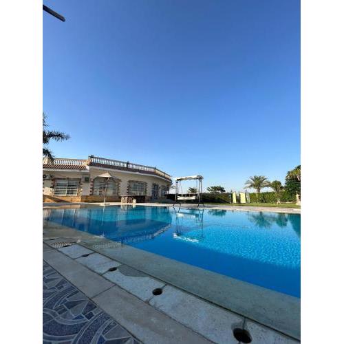 Private Villa With Pool Near Sphinx airport