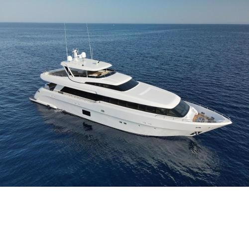 Private Yacht in Marassi Marina