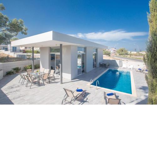 Protaras - schönes Ferienhaus für 10 Personen